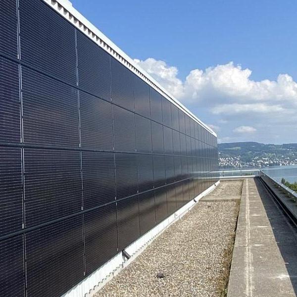 Fassaden- Photovoltaikanlage in Horgen ZH